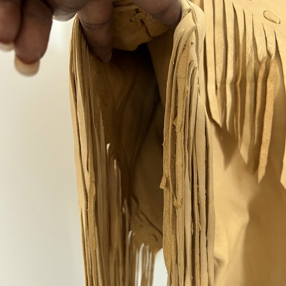 O/S Real Leather Poncho / Cape with tassels - Picture 3 of 6